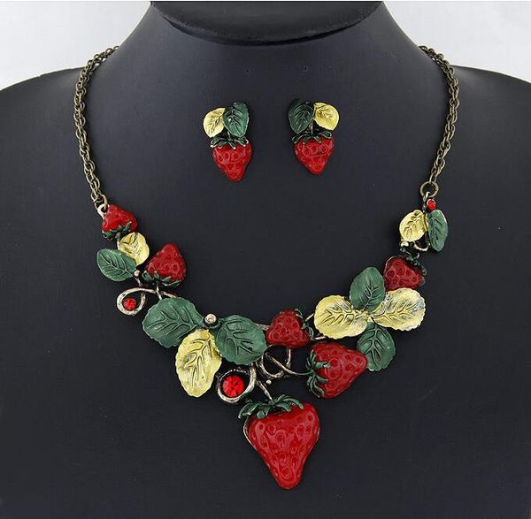 Lovely Design Strawberry Necklaces For Women Cute Fruit Earrings Necklace Set Epoxy Leaves Pendant Necklace 2SETS Free Shipping
Lovely Design Strawberry Necklaces For Women Cute Fruit Earrings Necklace Set Epoxy Leaves Pendant Necklace 2SETS Free Shipping