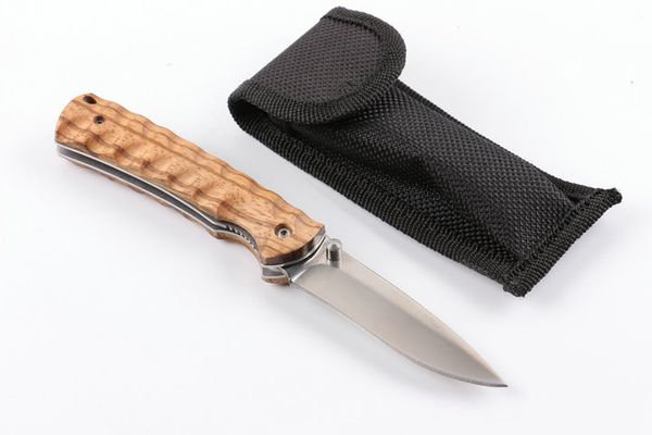 Folding Knife 5CR15MOV 57HRC Blade Wood Handle China Handmade Hunting Fighting Knives Camping Tactical Tools With Nylon Sheath F964L
Folding Knife 5CR15MOV 57HRC Blade Wood Handle China Handmade Hunting Fighting Knives Camping Tactical Tools With Nylon Sheath F964L