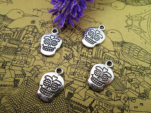 75pcs- sugar skull charms , antique tibetan silver flower skull charms pendants 12x12mm, Bronze;silver
75pcs- sugar skull charms , antique tibetan silver flower skull charms pendants 12x12mm, Bronze;silver