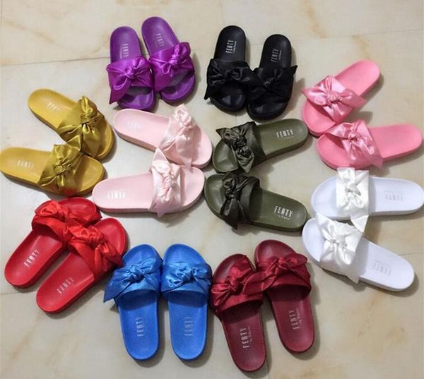 With Original box dust bag Leadcat Fenty Rihanna Shoes Women Slippers Indoor Sandals Girls Fashion Scuffs Pink Black White Grey colors
With Original box dust bag Leadcat Fenty Rihanna Shoes Women Slippers Indoor Sandals Girls Fashion Scuffs Pink Black White Grey colors