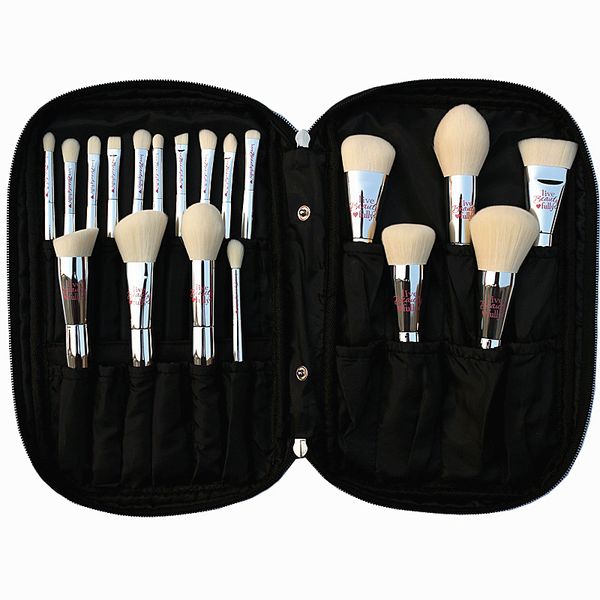 professional 19pcs makeup brush set live beauty fully silver cosmetic brushes kit with bag face eyes make up collection tools
professional 19pcs makeup brush set live beauty fully silver cosmetic brushes kit with bag face eyes make up collection tools
