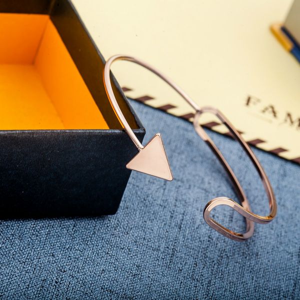 fashion bangles for women rose gold silver gold black arrow bracelets adjustable opening bracelets copper bracelets
fashion bangles for women rose gold silver gold black arrow bracelets adjustable opening bracelets copper bracelets