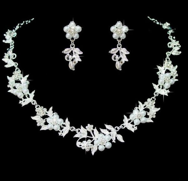new alloy bridal jacket tree leaves pearl necklace earrings fashion korean wedding dress two sets of flowers rhinestones necklace, Silver
new alloy bridal jacket tree leaves pearl necklace earrings fashion korean wedding dress two sets of flowers rhinestones necklace, Silver