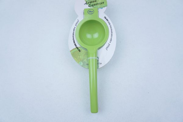 wholesale economical aluminum alloy lemon squeezer powder coated orange extractor lemon press manual juicer with lfgb certification
wholesale economical aluminum alloy lemon squeezer powder coated orange extractor lemon press manual juicer with lfgb certification