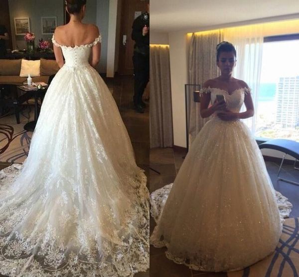 ball gown full lace wedding dresses 2020 vintage design off shoulder sequined lace floor length bridal gowns custom size, White
ball gown full lace wedding dresses 2020 vintage design off shoulder sequined lace floor length bridal gowns custom size, White