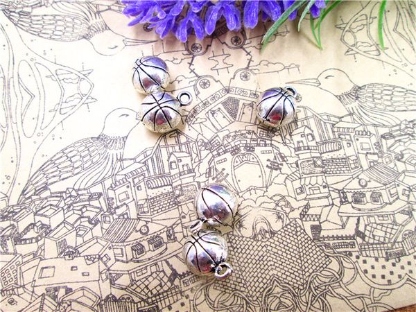 24pcs--basketball charms, antique tibetan silver 3d basketball charm pendants 11mm, Bronze;silver
24pcs--basketball charms, antique tibetan silver 3d basketball charm pendants 11mm, Bronze;silver