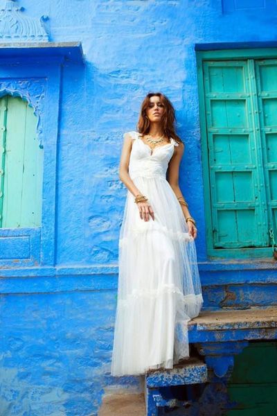 bohemian style beach wedding dresses 2019 new cap sleeve deep v-nek a-line backless lace tulle bridal gowns robe de mariage custom made w905, White
bohemian style beach wedding dresses 2019 new cap sleeve deep v-nek a-line backless lace tulle bridal gowns robe de mariage custom made w905, White