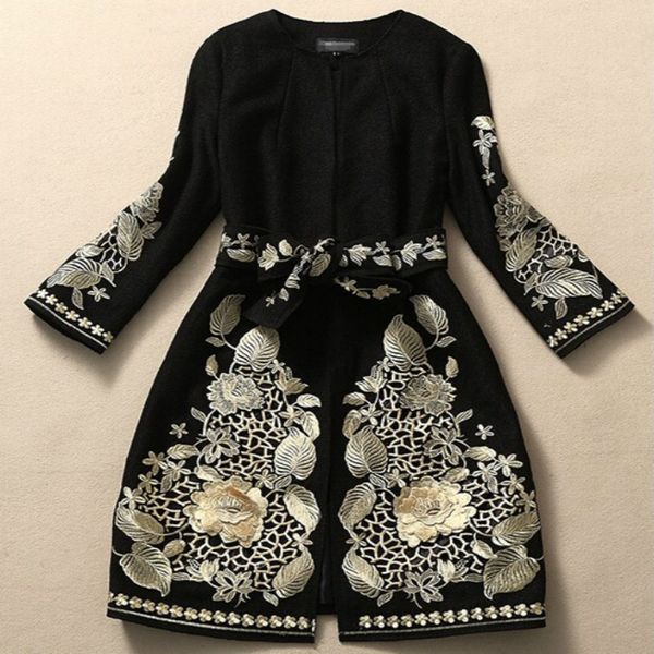 fall winter new runway coat women's designer black gold floral embroidery long sleeve elegant jackets hot
fall winter new runway coat women's designer black gold floral embroidery long sleeve elegant jackets hot