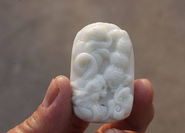 hand-carved white jade, antique jade pendant. elliptic peanut rueosaurus (business boom) necklace pendant., Silver
hand-carved white jade, antique jade pendant. elliptic peanut rueosaurus (business boom) necklace pendant., Silver