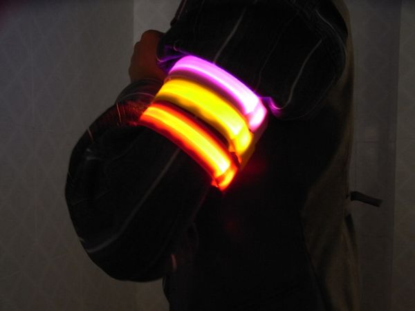 light running arm with led sports bracelet night riding safety lights leggings wristband reflective equipment
light running arm with led sports bracelet night riding safety lights leggings wristband reflective equipment