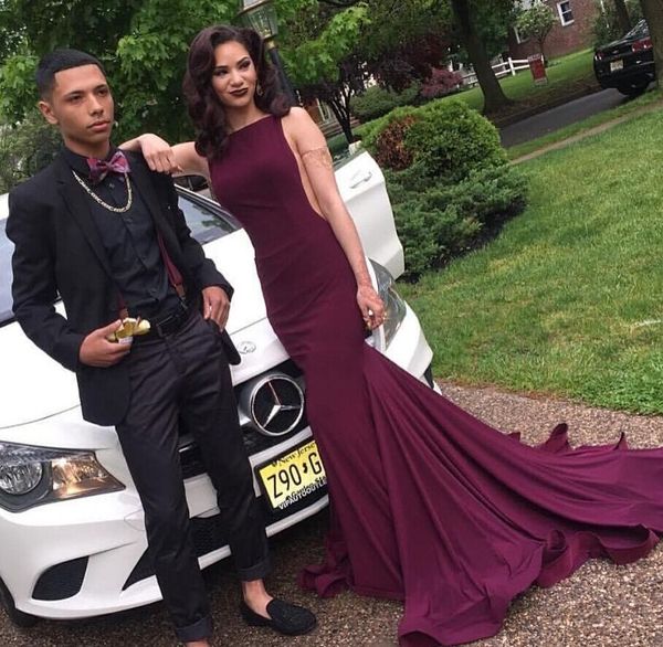 burgundy mermaid prom dress open back evening gown elastic satin fashion celebrity red carpet dresses evening wear, Black;red
burgundy mermaid prom dress open back evening gown elastic satin fashion celebrity red carpet dresses evening wear, Black;red