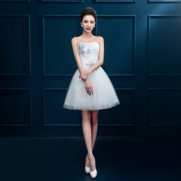 latest evening dresses elegant short bride gown fashionable women girls ball prom party pageant graduation formal dress, Black;red
latest evening dresses elegant short bride gown fashionable women girls ball prom party pageant graduation formal dress, Black;red