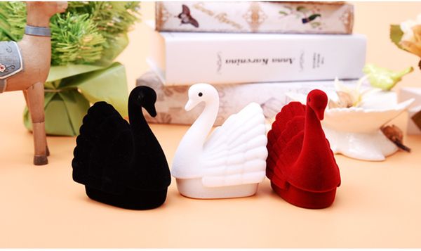simple seven romantic little swan ring box plastic flocking display jewelry box earring ear stud case for ladies, Black;white
simple seven romantic little swan ring box plastic flocking display jewelry box earring ear stud case for ladies, Black;white
