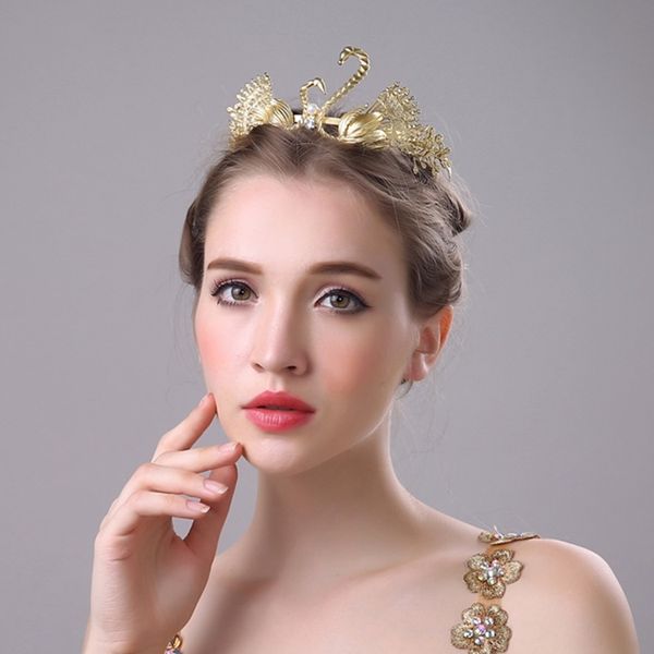luxury gold rhinestone crystal swan bridal tiaras wedding crown 2016 headband hair accessories party wedding tiara, Slivery;golden
luxury gold rhinestone crystal swan bridal tiaras wedding crown 2016 headband hair accessories party wedding tiara, Slivery;golden