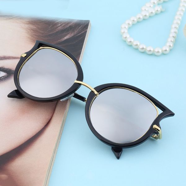 wholesale- retro metal frame sexy cat eye sunglasses for women coating brand vintage sun glasses female oculos de grau femininos for women, White;black
wholesale- retro metal frame sexy cat eye sunglasses for women coating brand vintage sun glasses female oculos de grau femininos for women, White;black