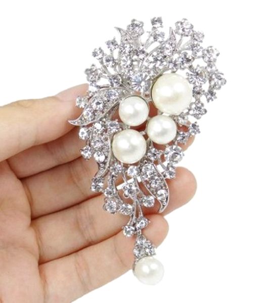 2.4 inch bow brooch vintage style rhodium silver tone clear rhinestone crystal and cream pearl, Gray
2.4 inch bow brooch vintage style rhodium silver tone clear rhinestone crystal and cream pearl, Gray