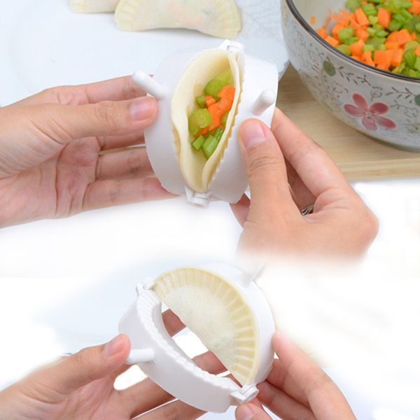 wholesale- convenient dough press dumpling pie pastry ravioli making mould gyoza empanada modeling maker mold tool home kitchen gadget
wholesale- convenient dough press dumpling pie pastry ravioli making mould gyoza empanada modeling maker mold tool home kitchen gadget