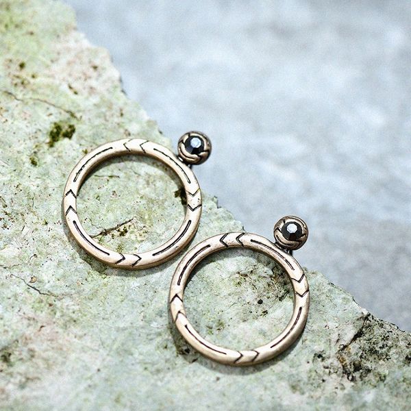 summer circle stud earrings antique copper silver pattern unique creative original design stud earrings women girls' gift factory price
summer circle stud earrings antique copper silver pattern unique creative original design stud earrings women girls' gift factory price