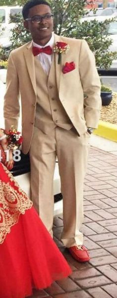 groom tuxedos groomsmen two button beige notch lapel man suit wedding men's blazer suits custom made (jacket+pants+vest+tie) p8, Black;gray
groom tuxedos groomsmen two button beige notch lapel man suit wedding men's blazer suits custom made (jacket+pants+vest+tie) p8, Black;gray