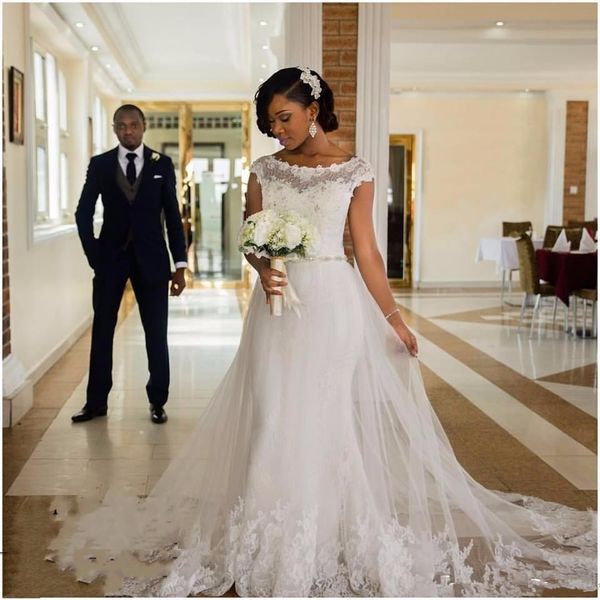 2017 vestidos de noiva mermaid wedding dresses white lace sheer scoop neck beaded tulle floor length african formal bridal gowns 
2017 vestidos de noiva mermaid wedding dresses white lace sheer scoop neck beaded tulle floor length african formal bridal gowns