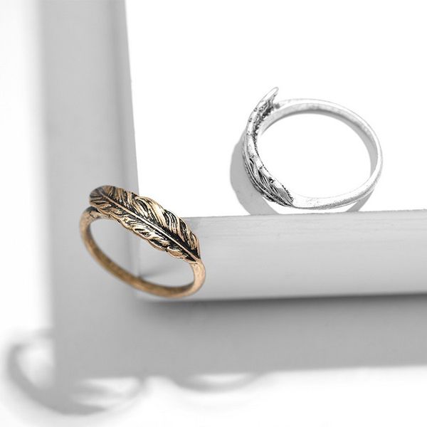 fashion contracted bohemia style leaf ring ancient silver copper ring original creative jewelry ring factory direct jewelry
fashion contracted bohemia style leaf ring ancient silver copper ring original creative jewelry ring factory direct jewelry