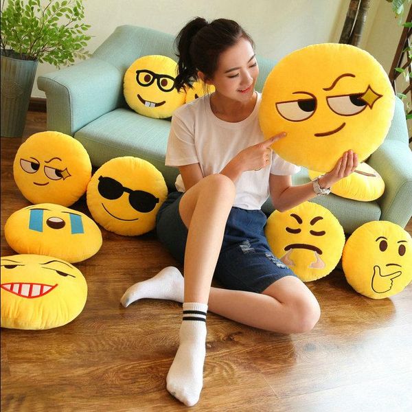 10-45cm Emoji Plush Hold pillow cartoon bag pendant QQ Expression Stuffed Plush doll emoji toys for Kids Keychains Keyrings 21 style
10-45cm Emoji Plush Hold pillow cartoon bag pendant QQ Expression Stuffed Plush doll emoji toys for Kids Keychains Keyrings 21 style
