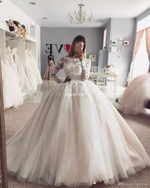 elegant long sleeve ball gown wedding dresses bateau neck appliqued lace sweep train tulle 2019 vintage bridal wedding gowns, White
elegant long sleeve ball gown wedding dresses bateau neck appliqued lace sweep train tulle 2019 vintage bridal wedding gowns, White