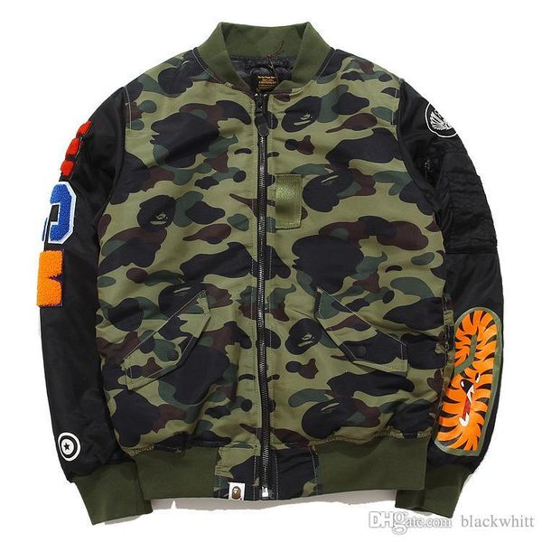 Jaquetas blackwhitt
Jaquetas blackwhitt