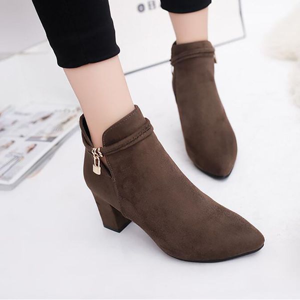 2017 new arrival sheep suede ankle boots fashion square heel 6cm women boots high heel genuine leather lady martin boot outdoors sport boot, Black
2017 new arrival sheep suede ankle boots fashion square heel 6cm women boots high heel genuine leather lady martin boot outdoors sport boot, Black