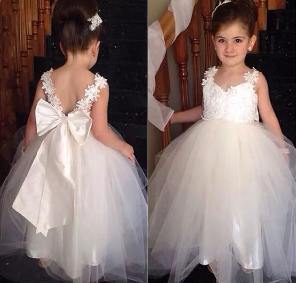 lovely flower girls dresses for weddings v neck floor length girl party gowns backless ball gown junior bridesmaid dress for girl real image, White;red
lovely flower girls dresses for weddings v neck floor length girl party gowns backless ball gown junior bridesmaid dress for girl real image, White;red