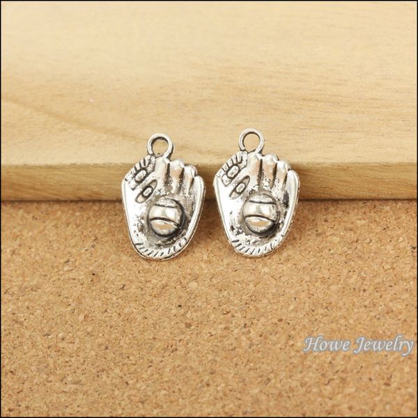 wholesale- 45 pcs vintage charms baseball glove & baseball pendant antique silver fit bracelets necklace diy metal jewelry making 20067, Bronze;silver
wholesale- 45 pcs vintage charms baseball glove & baseball pendant antique silver fit bracelets necklace diy metal jewelry making 20067, Bronze;silver