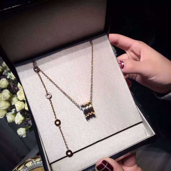 Wholesale foreign trade hot titanium steel jewelry new tricolor spring necklace gear thread spring necklace
Wholesale foreign trade hot titanium steel jewelry new tricolor spring necklace gear thread spring necklace