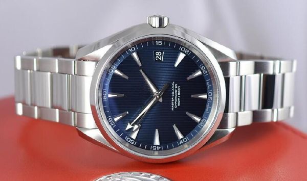 luxury mens blue dial 41mm planet ocean 231.10.42.21.03.003 mechanical transparent stainless steel glass back automatic mens watch watches, Slivery;brown
luxury mens blue dial 41mm planet ocean 231.10.42.21.03.003 mechanical transparent stainless steel glass back automatic mens watch watches, Slivery;brown