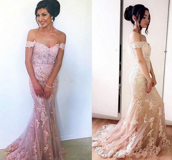 Summer 2018 Elegant Sexy Off The Shoulder Lace Applique Mermaid Evening Dresses Tull Sweep Train Formal Party Prom Dresses Custom Made, Black;red
Summer 2018 Elegant Sexy Off The Shoulder Lace Applique Mermaid Evening Dresses Tull Sweep Train Formal Party Prom Dresses Custom Made, Black;red
