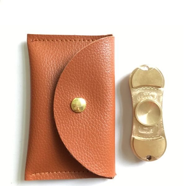 2 types fidget spinner leather pouch hand spinner toys live storage bags key phone cable usb storage bag 100pcs multicolor option dhl
2 types fidget spinner leather pouch hand spinner toys live storage bags key phone cable usb storage bag 100pcs multicolor option dhl