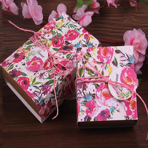 4 colors wedding kraft paper boxes retro hand-painted rose candy box carton packaging candy box rope+ card 10*13.7*4cm
4 colors wedding kraft paper boxes retro hand-painted rose candy box carton packaging candy box rope+ card 10*13.7*4cm