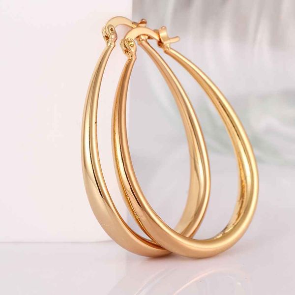 fashion design yellow gold/ rose gold color medium earrings for women 4.4 x 3.4cm u shape hoop earrings for women orecchini love, Golden;silver
fashion design yellow gold/ rose gold color medium earrings for women 4.4 x 3.4cm u shape hoop earrings for women orecchini love, Golden;silver