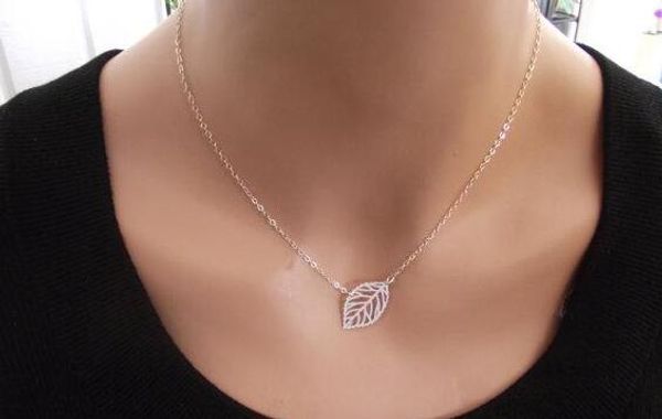 5pcs horizontal sideways leaf necklaces tree hollow fallen leaf necklace simple cute nature necklaces for ladies women, Silver
5pcs horizontal sideways leaf necklaces tree hollow fallen leaf necklace simple cute nature necklaces for ladies women, Silver