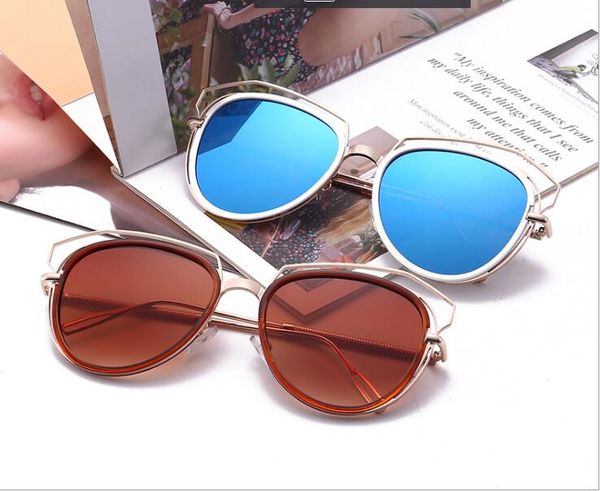 european and american summer couples have a new pair of new personality colored glasses, which are completely framed by sunglasses, White;black
european and american summer couples have a new pair of new personality colored glasses, which are completely framed by sunglasses, White;black