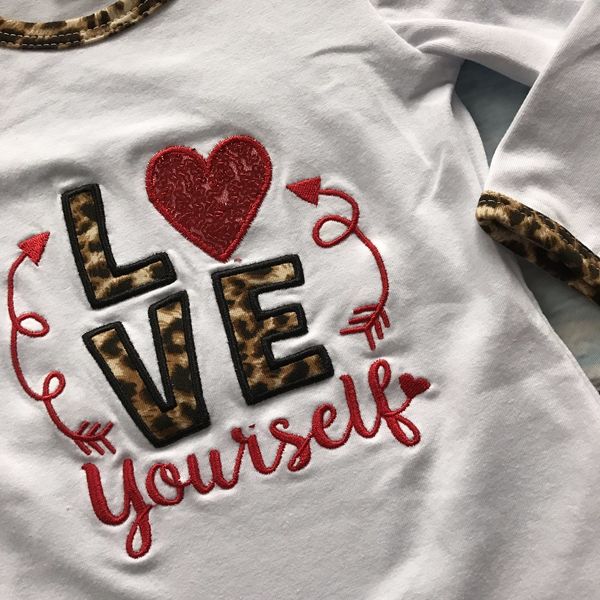 wholesale- baby girls v-day clothes girls love yourself valentiens days outfits with heart pant children boutique clothing with accessoreis, White
wholesale- baby girls v-day clothes girls love yourself valentiens days outfits with heart pant children boutique clothing with accessoreis, White