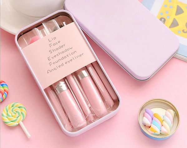 wholesale-7 pcs cute mini makeup brush set cosmetics kit pincel maquiagem make up brush kit with metal box pinceaux maquillage ing
wholesale-7 pcs cute mini makeup brush set cosmetics kit pincel maquiagem make up brush kit with metal box pinceaux maquillage ing