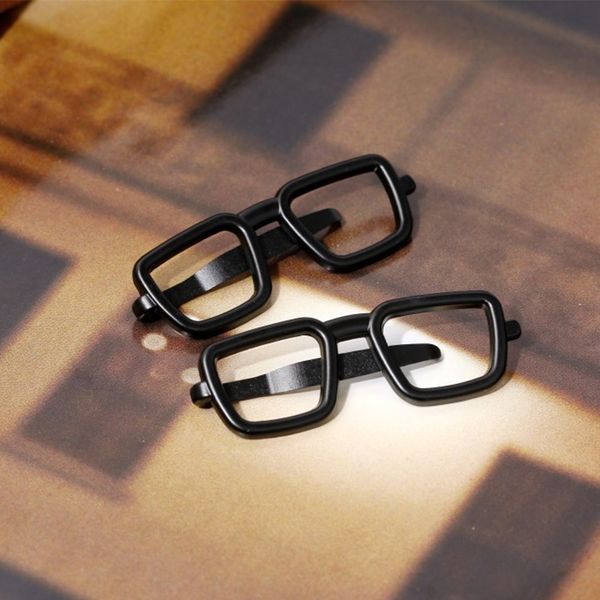 wholesale- black alloy brooch fashion apparel brooches for party casual glasses type collar pin decorative suits lapel pins, Gray
wholesale- black alloy brooch fashion apparel brooches for party casual glasses type collar pin decorative suits lapel pins, Gray