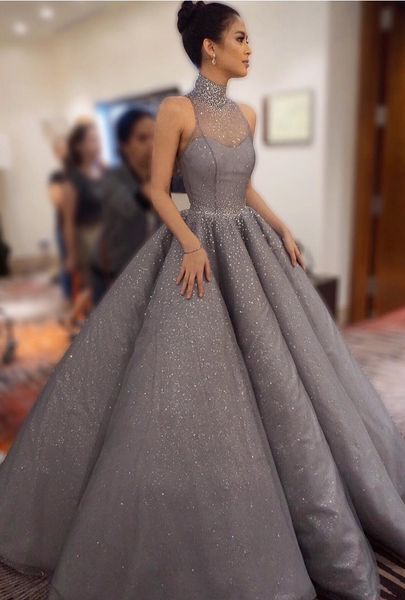 Plus Size Evening Dresses 2019 Long Luxury Evening Dresses Lace Celebrity Dresses vestidos de novia A Line Prom Gowns robe de soiree longue
Plus Size Evening Dresses 2019 Long Luxury Evening Dresses Lace Celebrity Dresses vestidos de novia A Line Prom Gowns robe de soiree longue