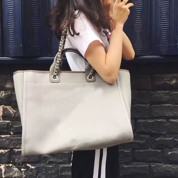 fashion women jean shopping bag embroidery women beach bag luxury style women chain shoulder Canvas bag
fashion women jean shopping bag embroidery women beach bag luxury style women chain shoulder Canvas bag