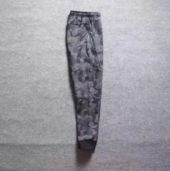 Windrunner TECH FLEECE CAMO pants, men's foot trousers, air layer cotton camouflage sports pants
Windrunner TECH FLEECE CAMO pants, men's foot trousers, air layer cotton camouflage sports pants