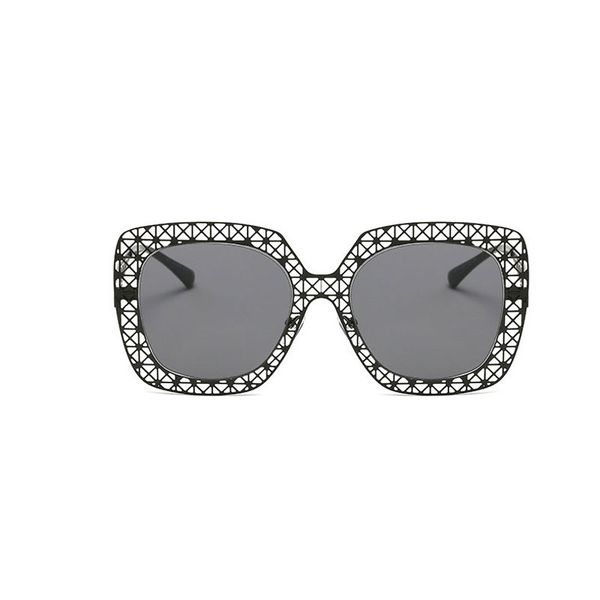 latest ladies fashion sunglasses women hollow out brand design women vintage sunglasses female rivet shades big frame hollow sunglasses, White;black
latest ladies fashion sunglasses women hollow out brand design women vintage sunglasses female rivet shades big frame hollow sunglasses, White;black