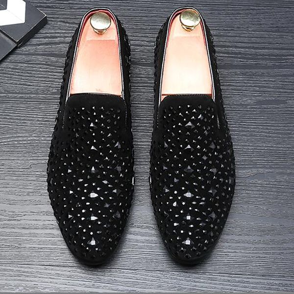Genuine Leather 2017 European men foot casual fashion loafer shoes for young men flat low diamond business shoes black size 39-45
Genuine Leather 2017 European men foot casual fashion loafer shoes for young men flat low diamond business shoes black size 39-45