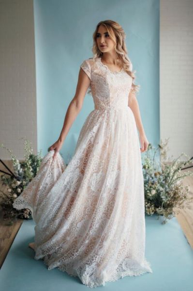new arrival vintage champagne lace modest wedding dresses short sleeves corset back scoop neck a-line country bridal gowns court train, White
new arrival vintage champagne lace modest wedding dresses short sleeves corset back scoop neck a-line country bridal gowns court train, White