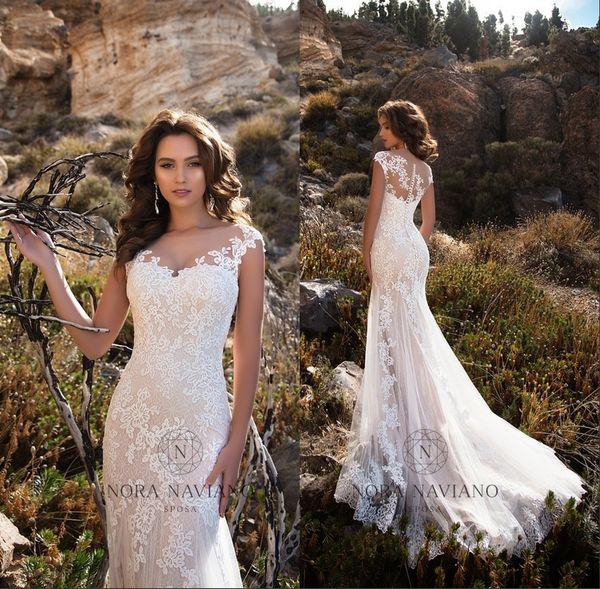 2018 lace wedding dresses country forest style count train button back hoho mermaid bridal gowns simple wear, White
2018 lace wedding dresses country forest style count train button back hoho mermaid bridal gowns simple wear, White