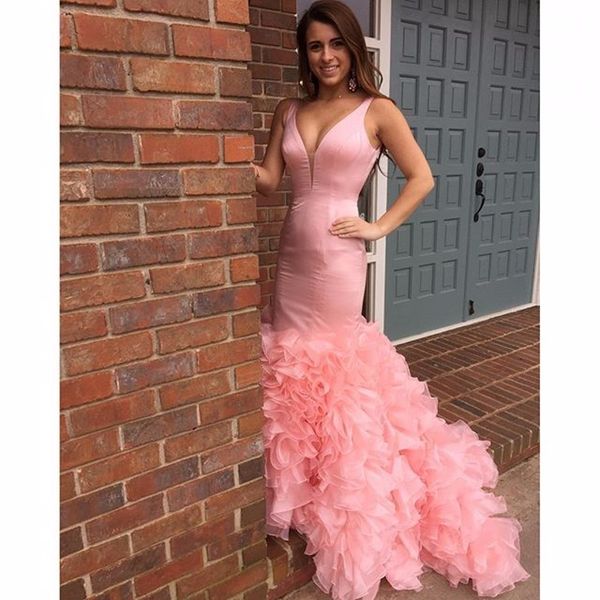 pink mermaid prom dresses 2017 vestidos de festa v-neck ruffles backless prom dress plus size fashion evening party gowns, Black
pink mermaid prom dresses 2017 vestidos de festa v-neck ruffles backless prom dress plus size fashion evening party gowns, Black